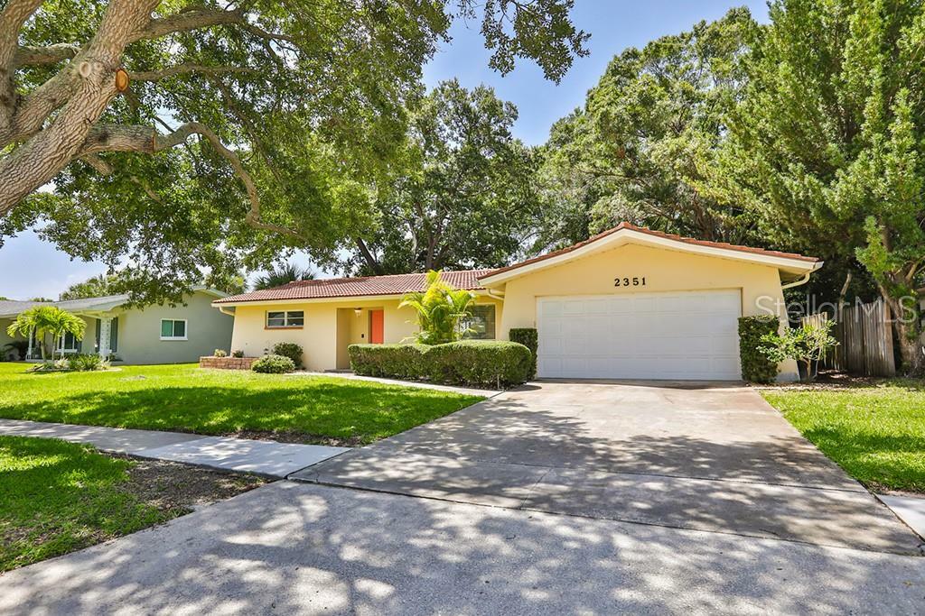 Property Photo:  2351 Saint Charles Drive  FL 33764 