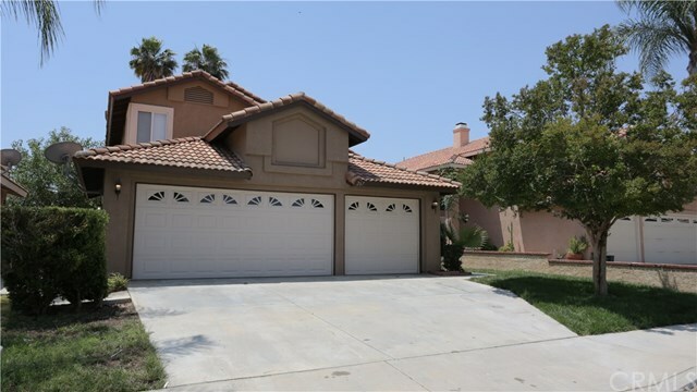 Property Photo:  267 Clear Lake Street  CA 92571 