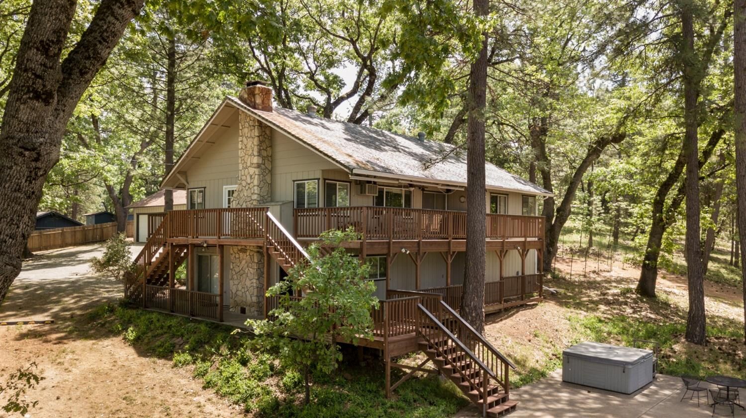 Property Photo: 7060 Upper Homestead Way CA 95667