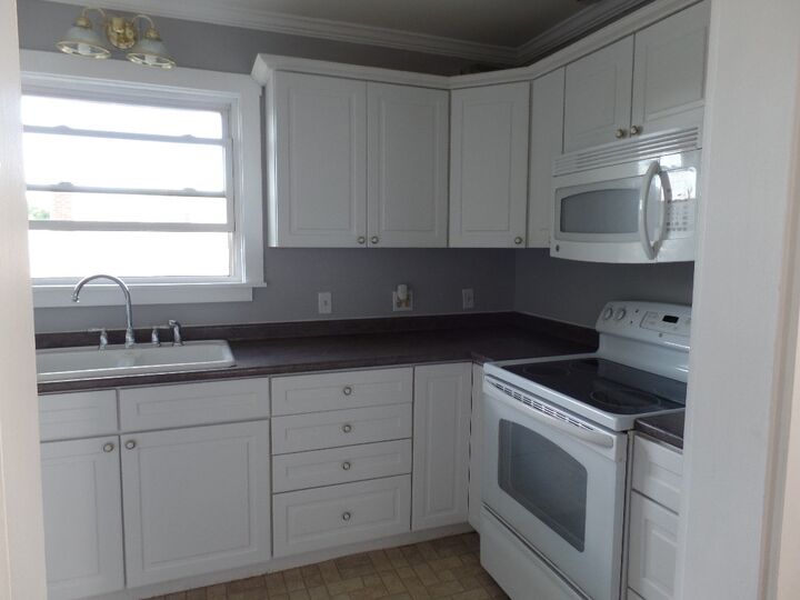 Property Photo: 31 Riddle Street 2 NH 03102