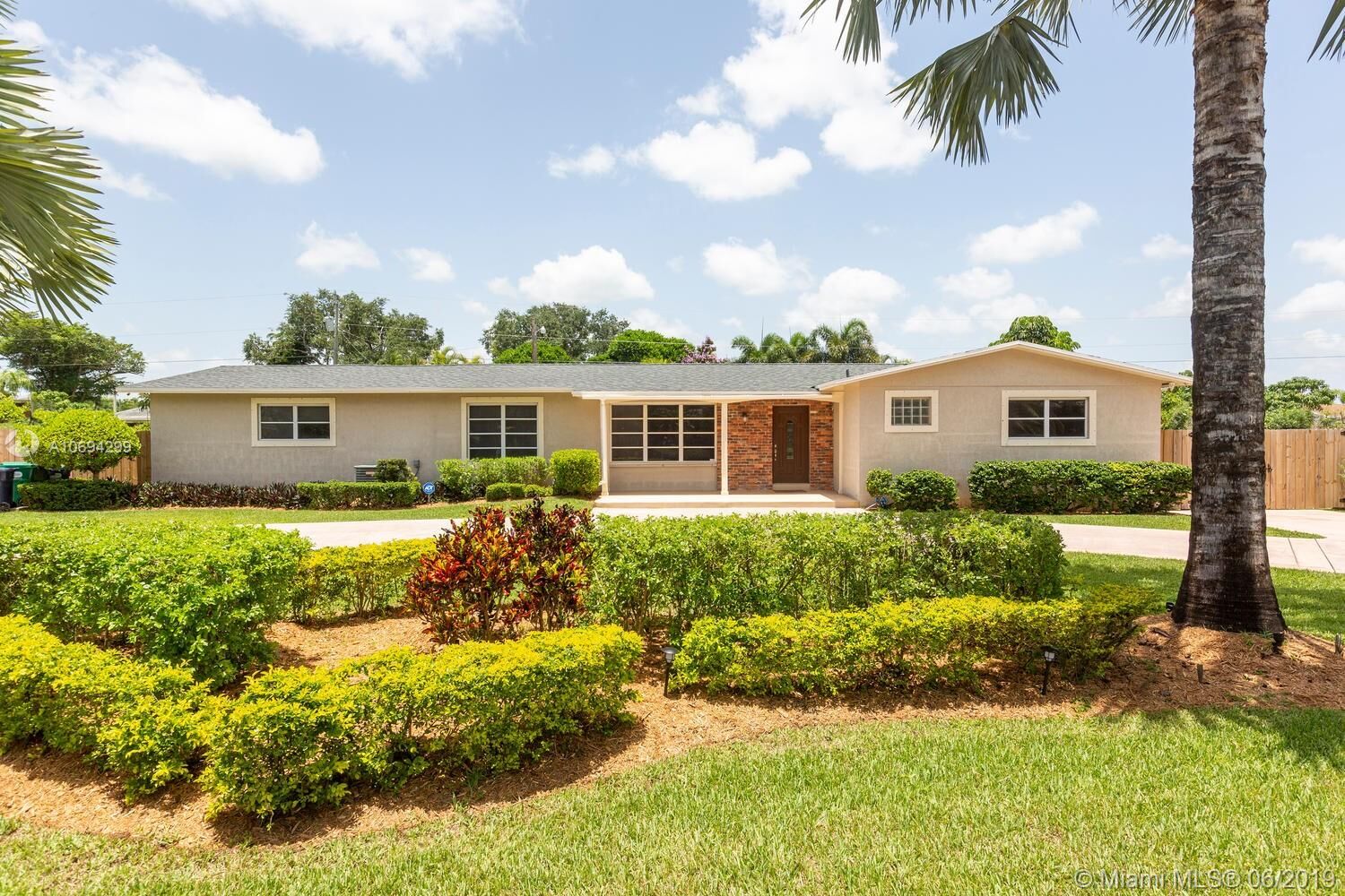 Property Photo:  27890 SW 161st Ave  FL 33031 