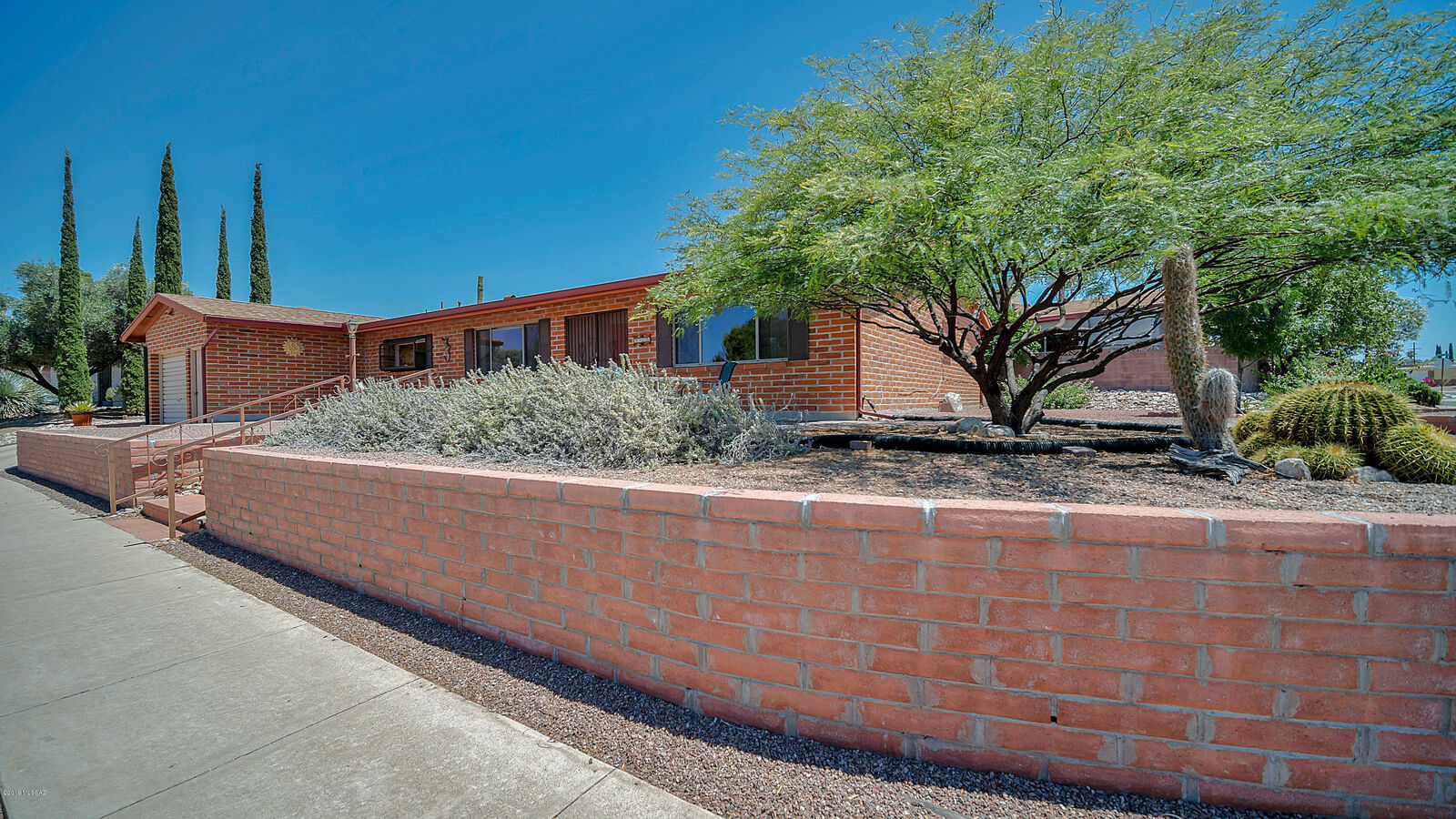 Property Photo:  8902 E Rosewood Street  AZ 85710 