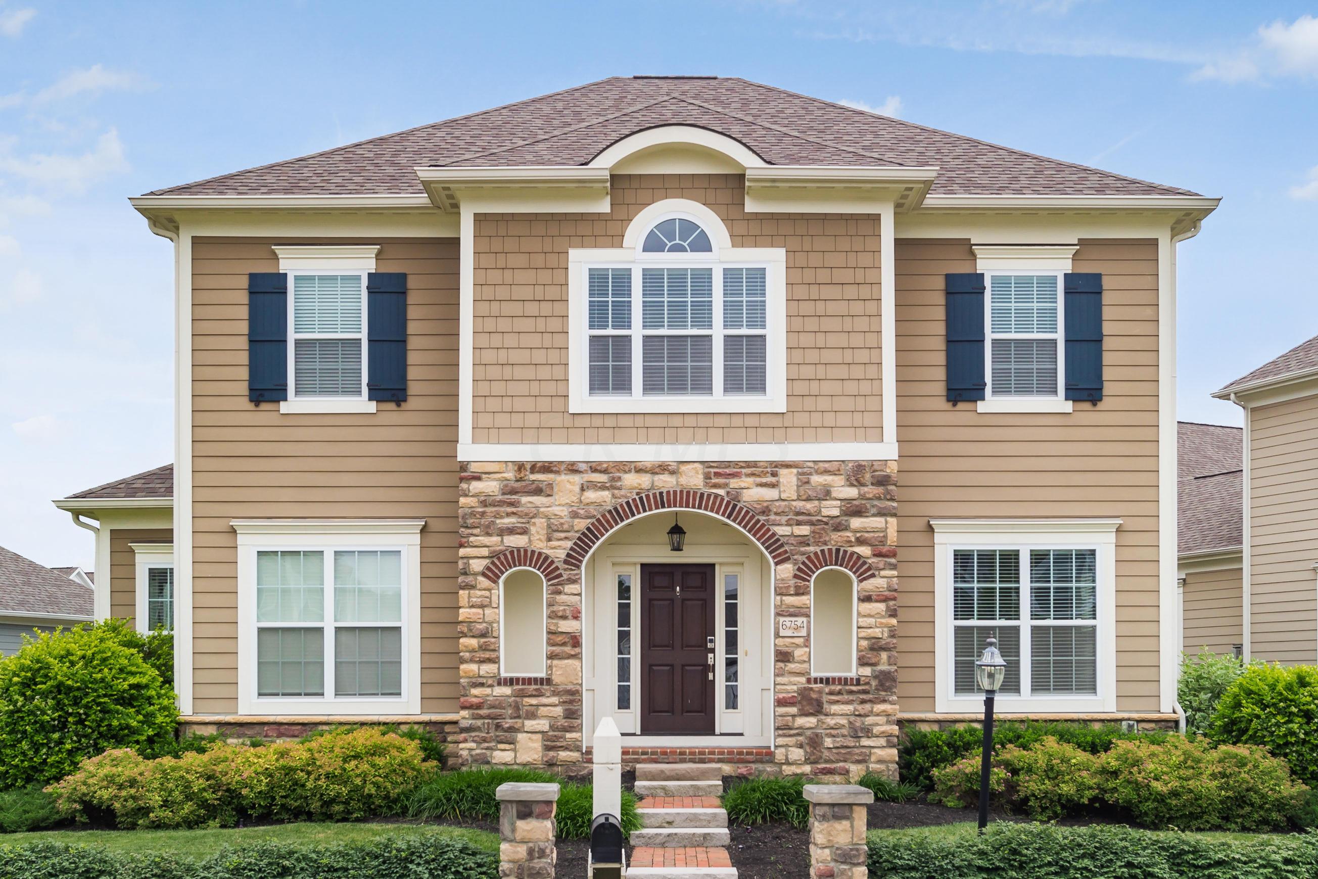 Property Photo:  6754 Baronet Boulevard  OH 43017 