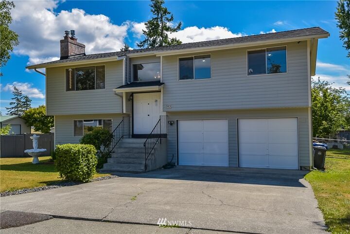 Property Photo:  953 NW Illahee Drive  WA 98277 