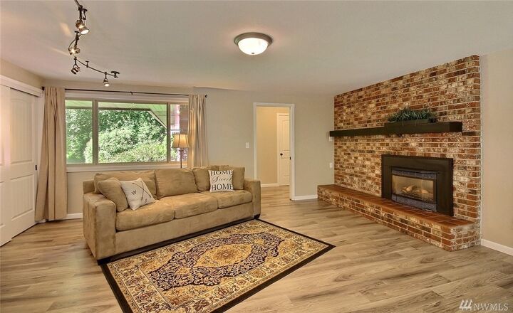 Property Photo:  12850 SE 234th St  WA 98031 