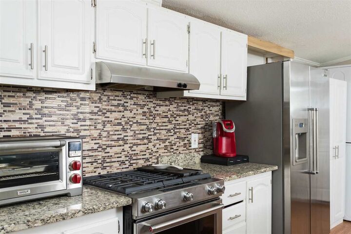 Property Photo:  4 Stacy Drive  NH 03867 