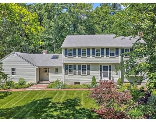 Property Photo:  3 Hansom Rd  MA 01810 