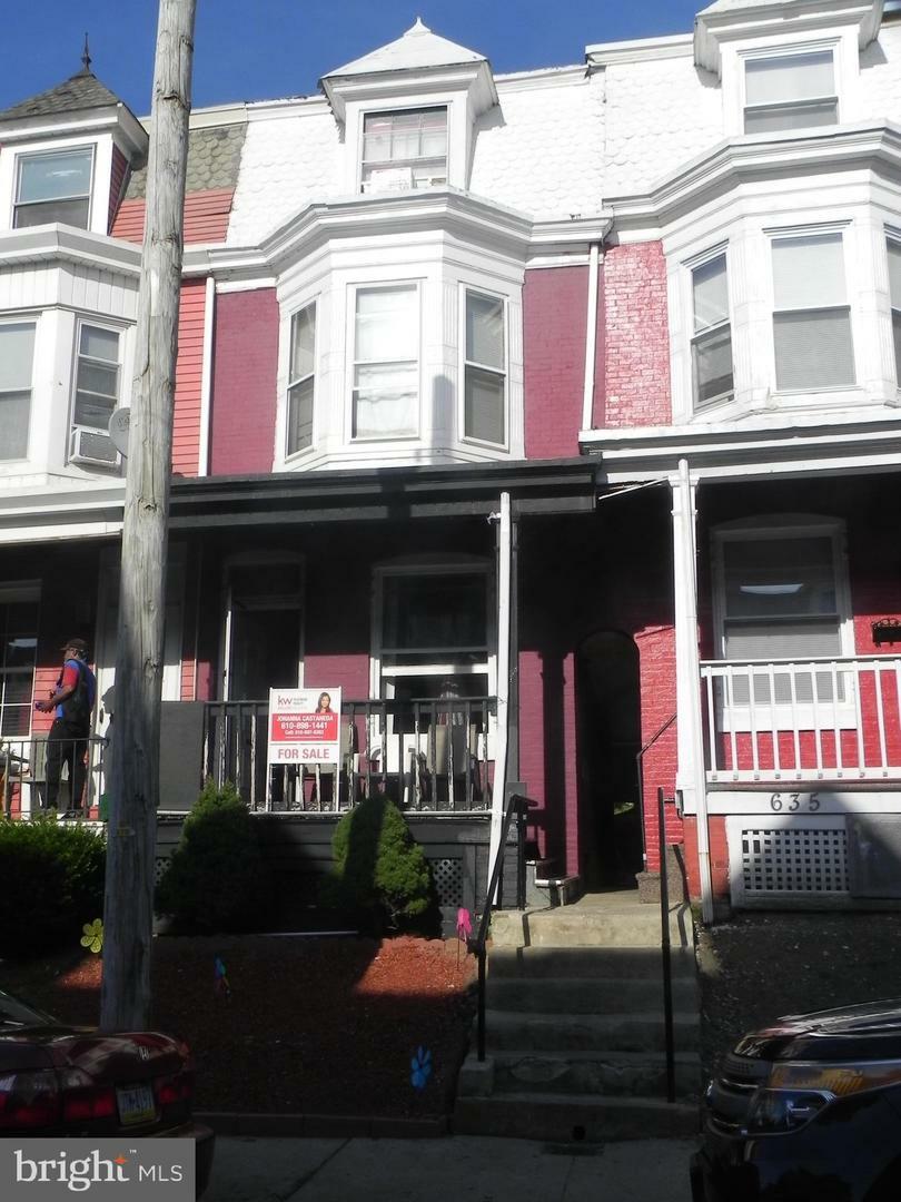 Property Photo: 637 Locust Street PA 19604