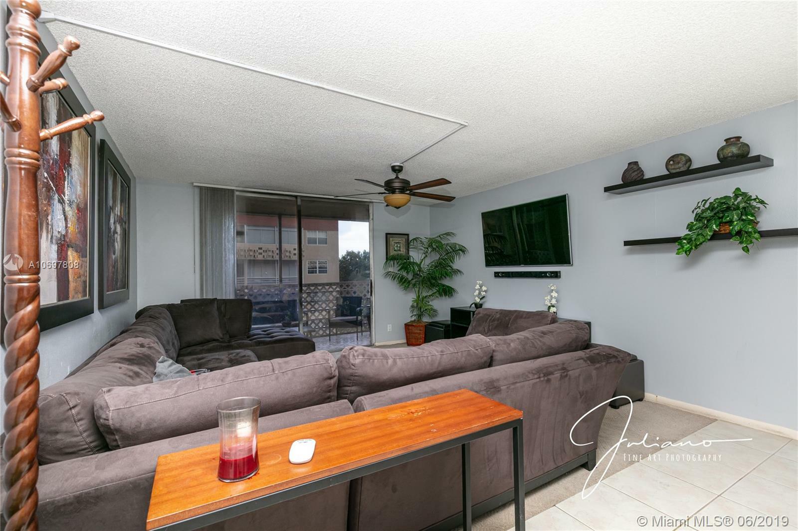 Property Photo: 404 NW 68th Ave 415 FL 33317