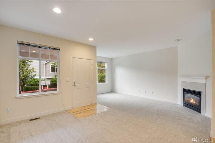 Property Photo: 928 232nd Place NE WA 98074