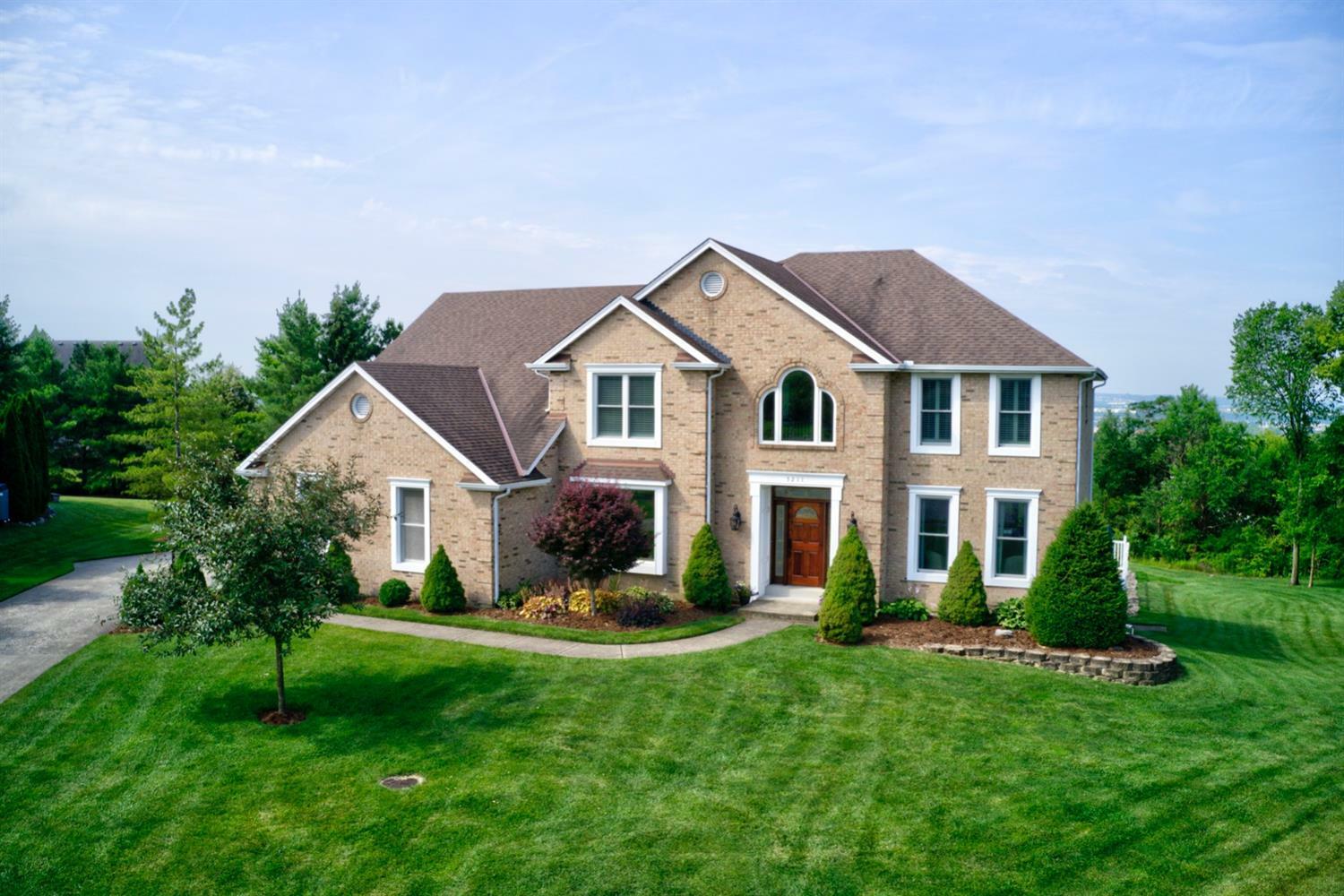 Property Photo: 5211 Kingsfjord Court OH 45069