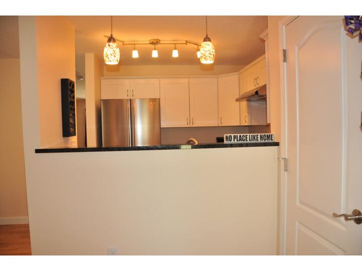 Property Photo: 31 Suffolk Court NH 03110