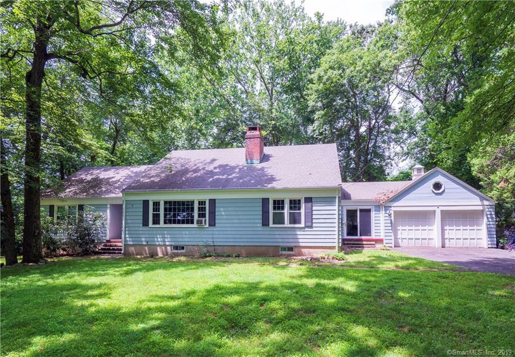 Property Photo: 162 Stoneleigh Square CT 06825
