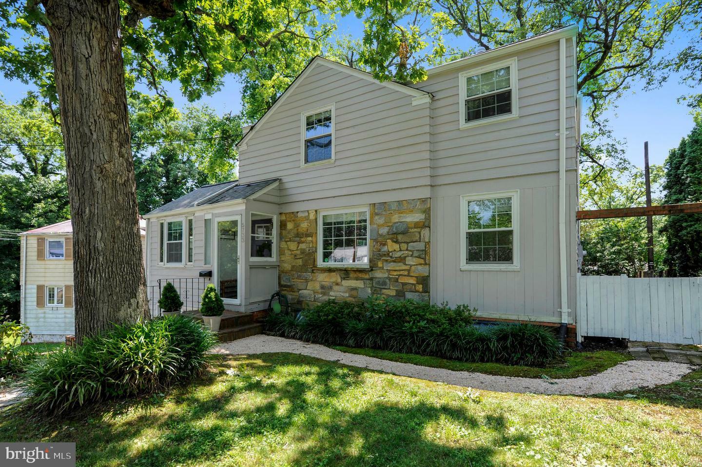 Property Photo:  5733 Euclid Street  MD 20785 