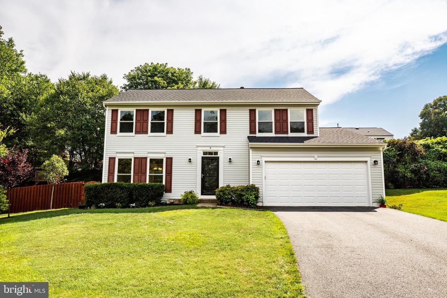 Property Photo: 4 Burwell Place VA 22554
