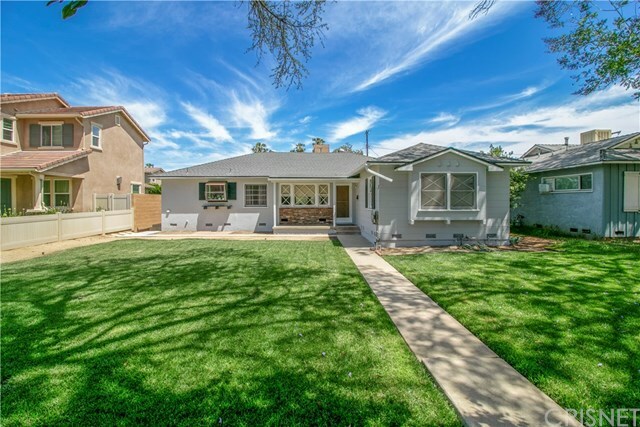 Property Photo:  17025 Sherman Way  CA 91406 