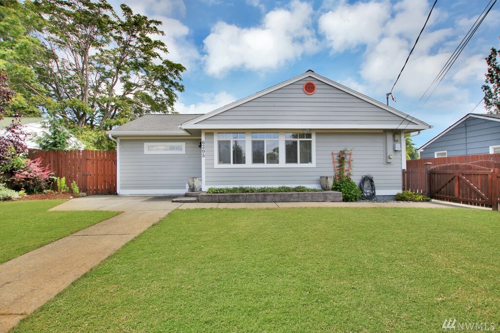 Property Photo:  6205 S Prospect St  WA 98409 