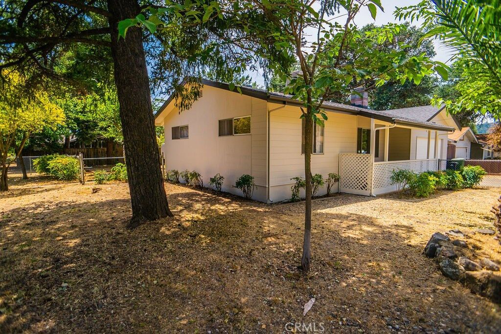 Property Photo: 15075 Pineview Drive CA 95422