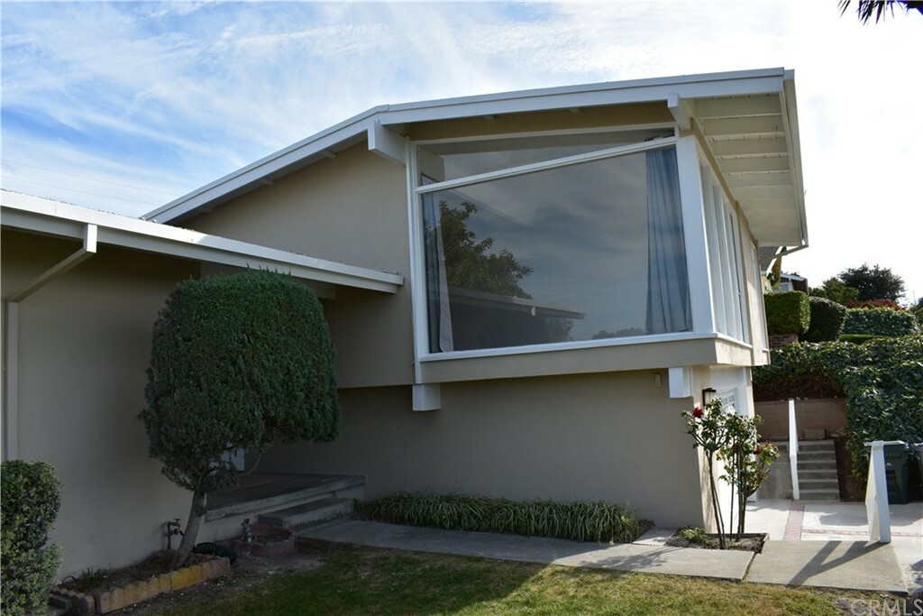 Property Photo:  27010 Whitestone Road  CA 90275 