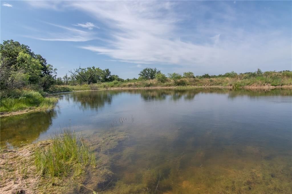 Property Photo:  43 N County Road 538  TX 76864 