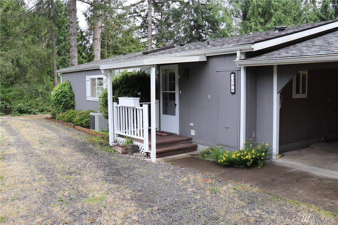 Property Photo: 120 SE Foxglove Ave WA 98584