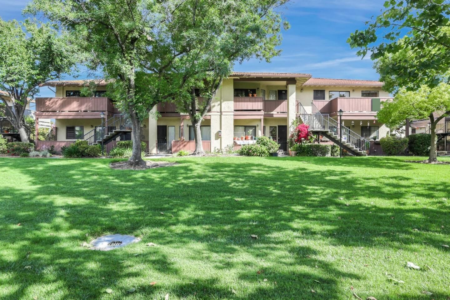 Property Photo:  297 Kenbrook Circle  CA 95111 