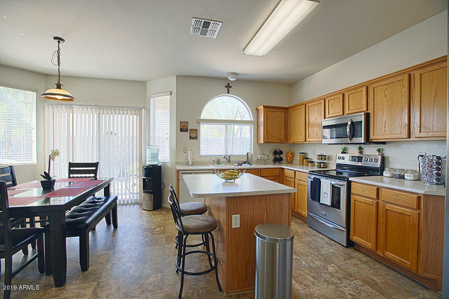 Property Photo:  8923 W Watkins Street  AZ 85353 