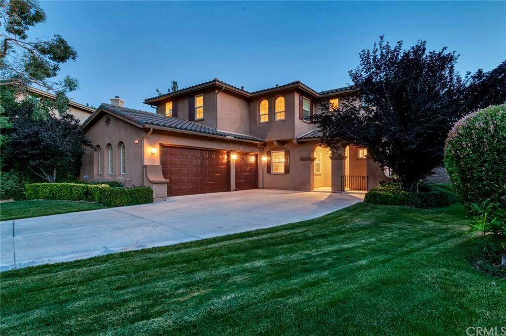 Property Photo:  34027 Castle Pines Drive  CA 92399 