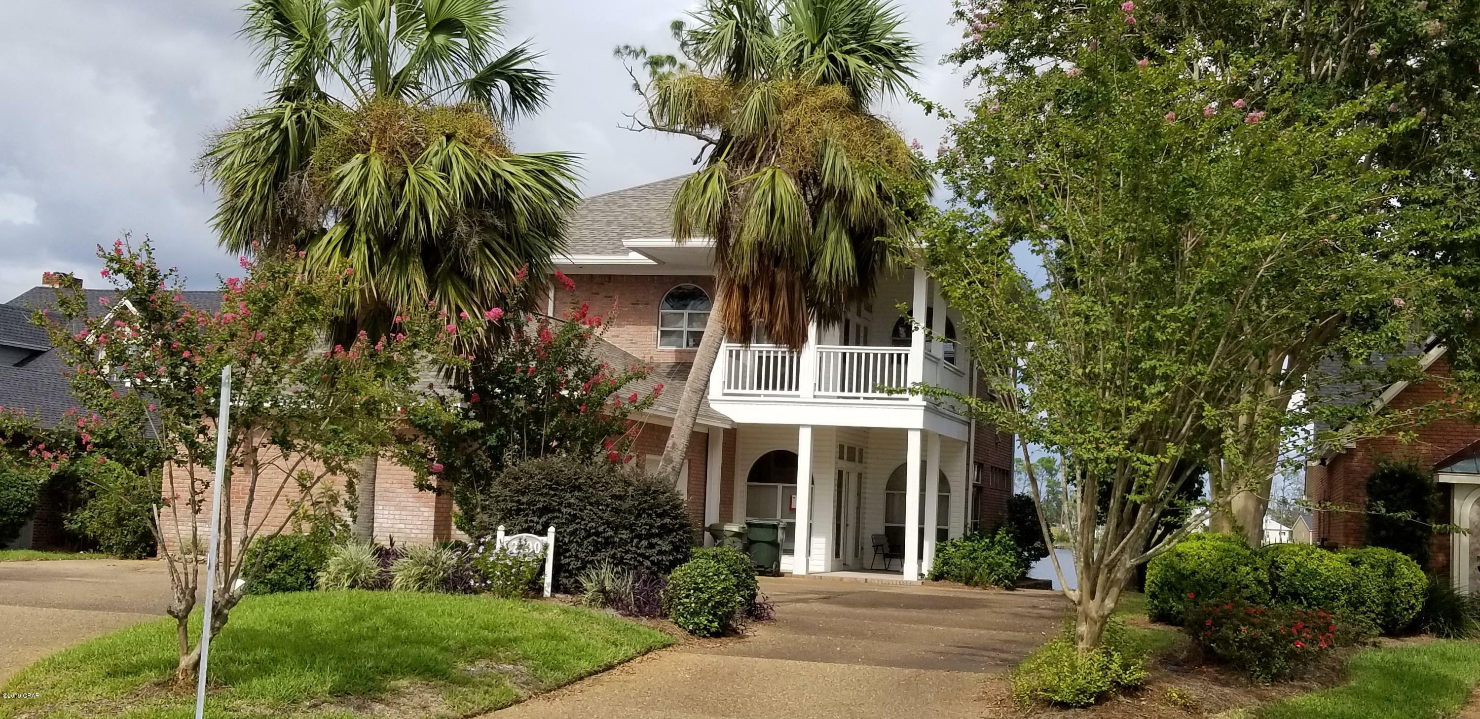 Property Photo:  2700 Country Club Drive  FL 32444 