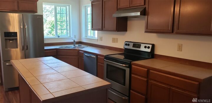 Property Photo:  35616 94th Ave SE  WA 98558 