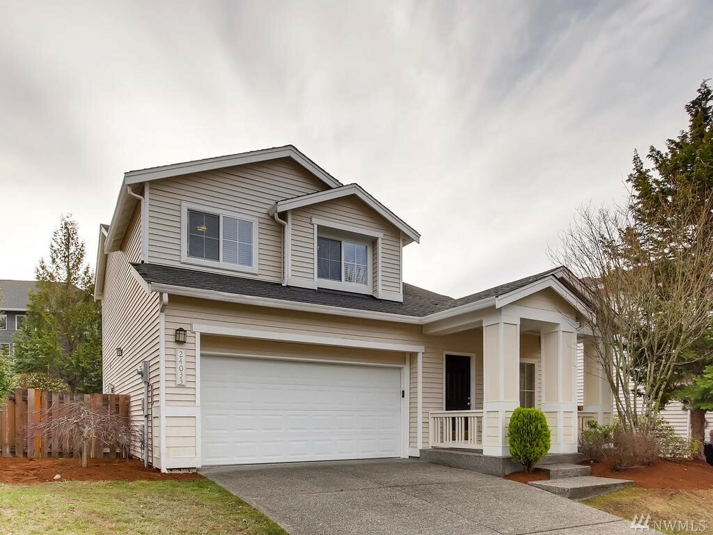 Property Photo:  24033 SE 9th Court  WA 98075 