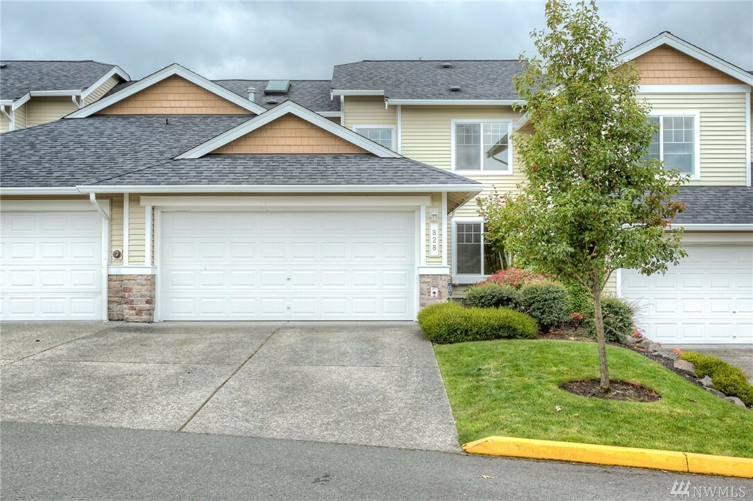 Property Photo: 828 72nd St SE WA 98092