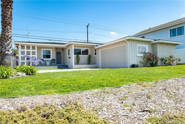 Property Photo: 98 Calle Mayor CA 90277