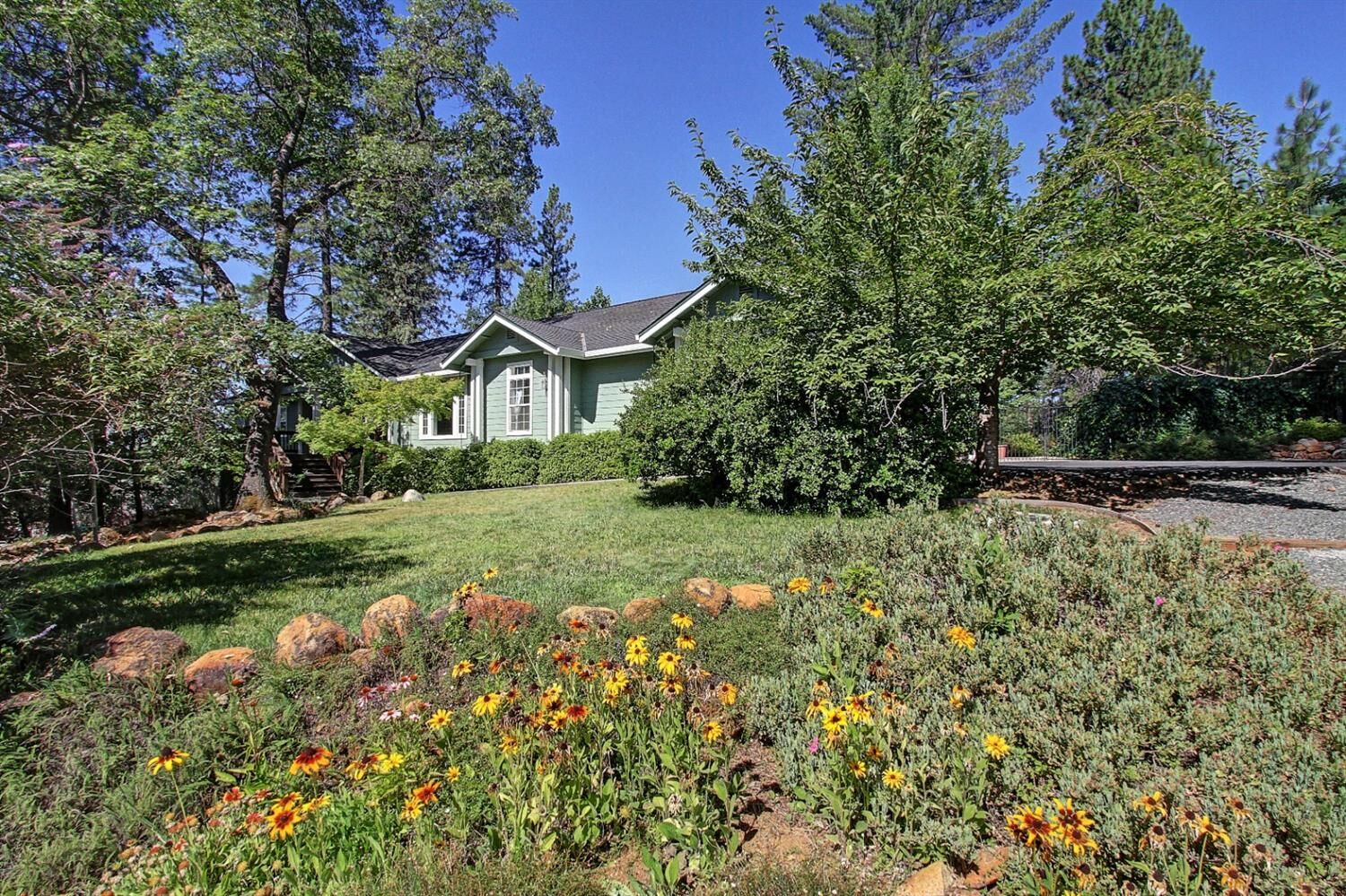 Property Photo: 12396 Pine Crest Drive CA 95949
