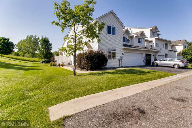 Property Photo:  8981 Sawgrass Glen  MN 55311 