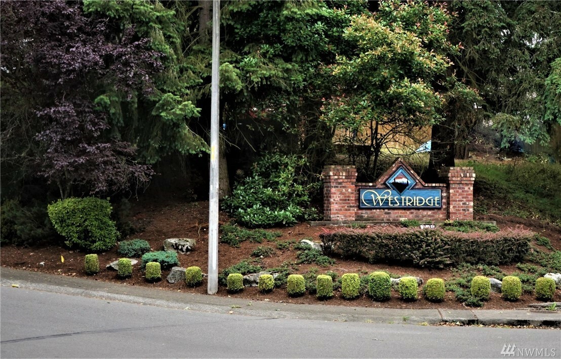 Property Photo:  1124 SW 322nd St  WA 98023 