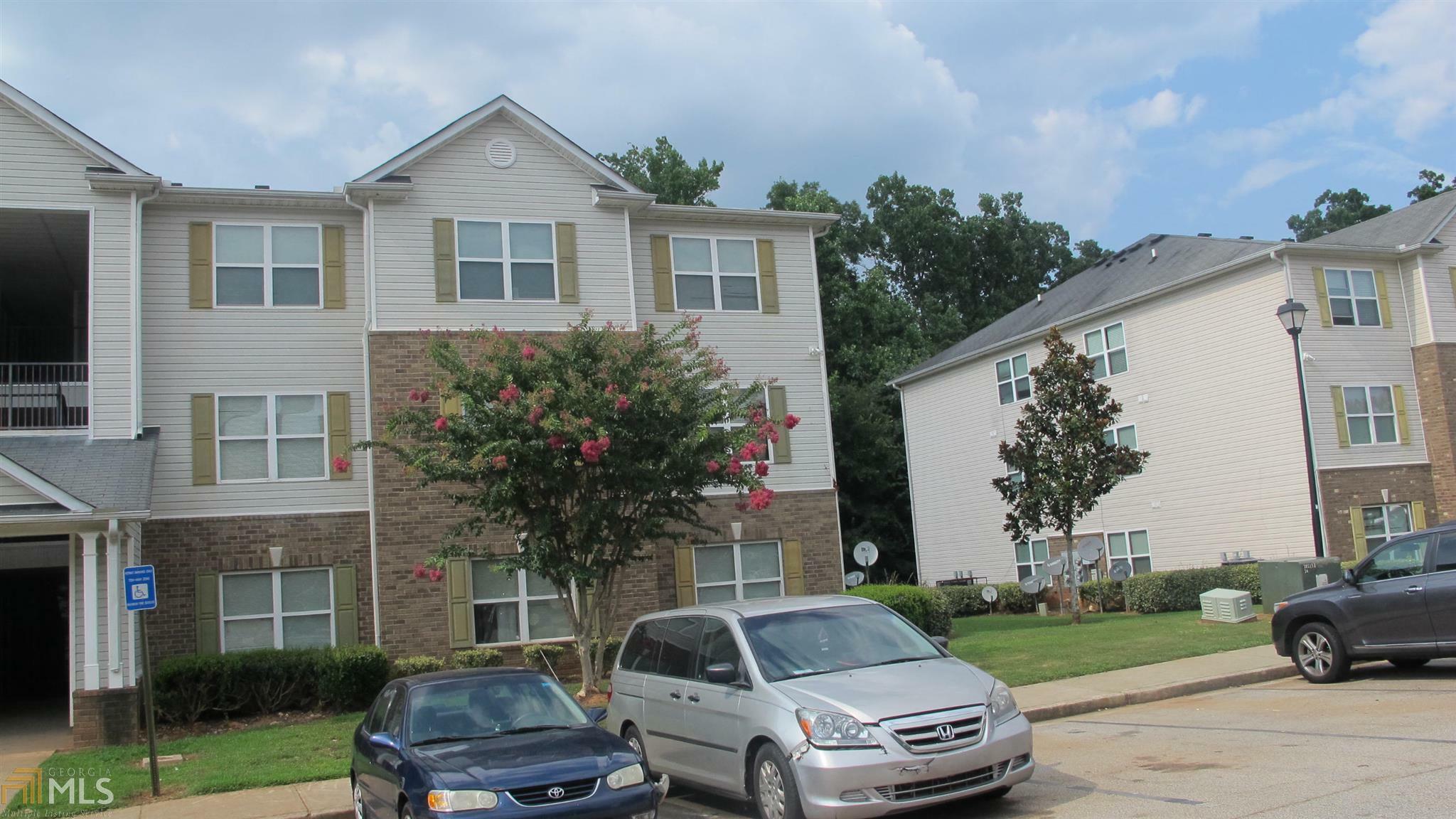 Property Photo: 18304 Waldrop Cv GA 30034