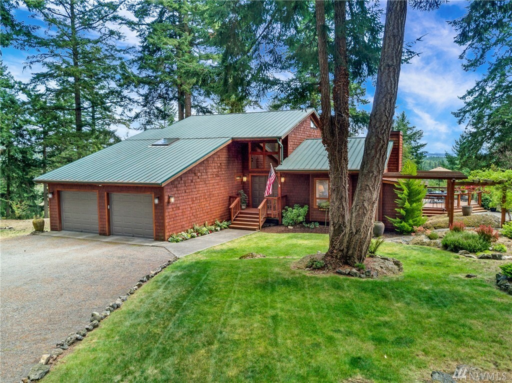 Property Photo:  346 Skottowe Lane  WA 98250 