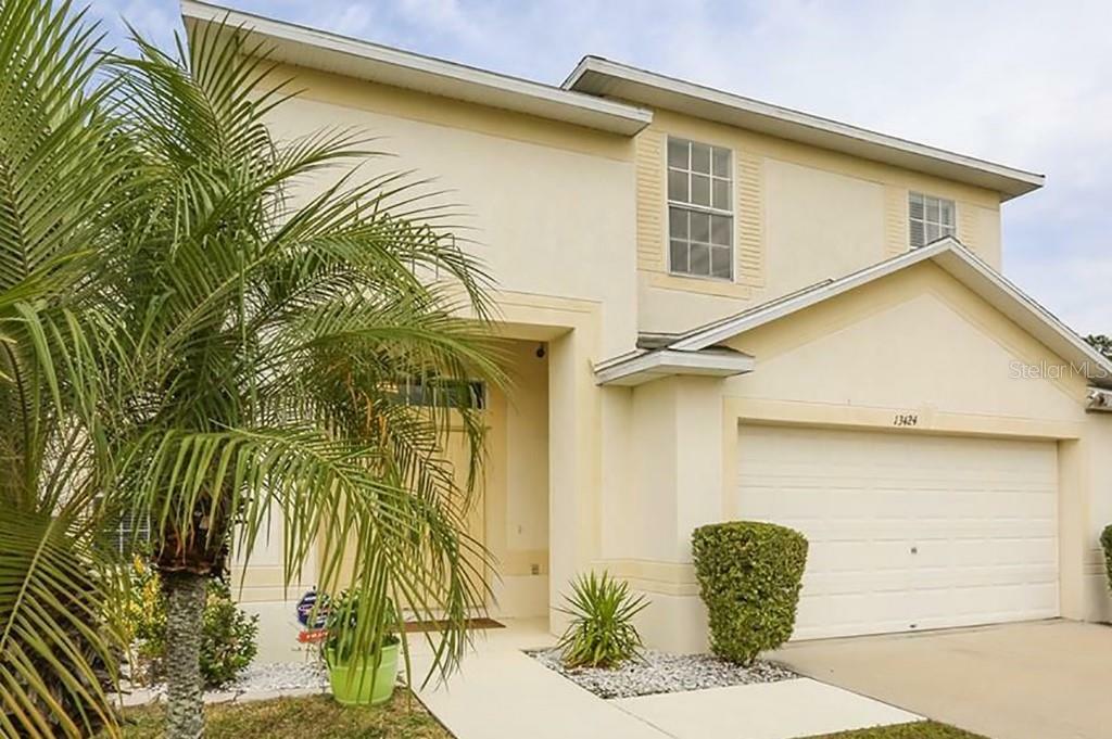 Property Photo: 13424 Prestwick Drive FL 33579