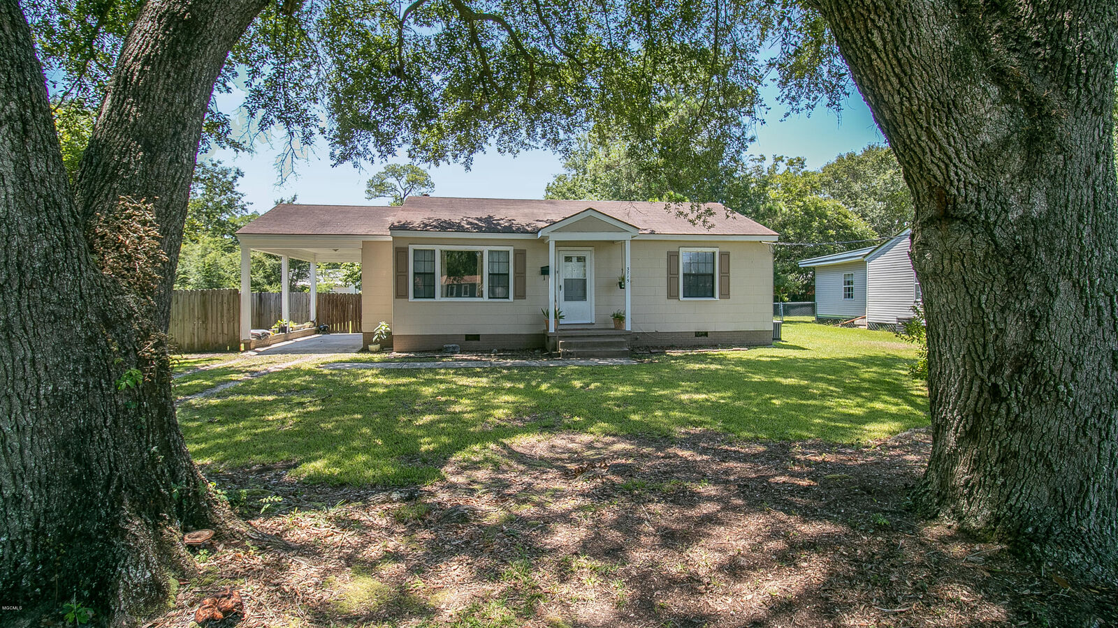 Property Photo: 3715 Washington Avenue MS 39507