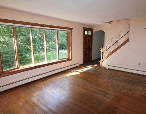 Property Photo:  31 Dudley Road  MA 01821 