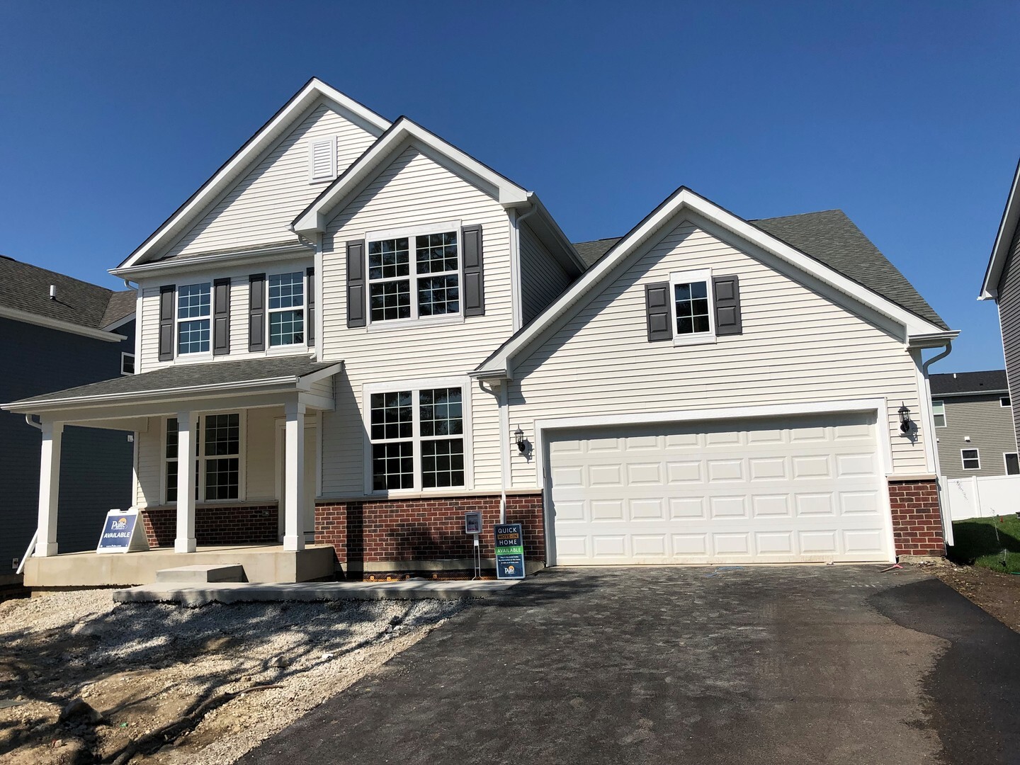 Property Photo: 408 Finley Road IL 60148