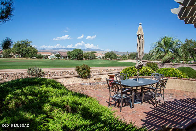 Property Photo:  1820 E Desert Lark Pass  AZ 85614 