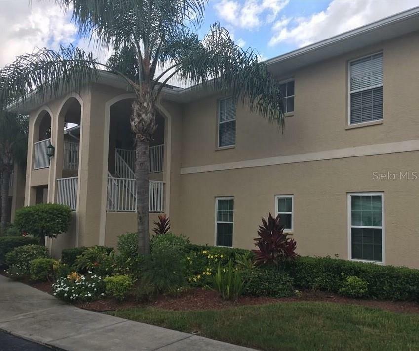 Property Photo:  5800 Sabal Trace Drive 507  FL 34287 