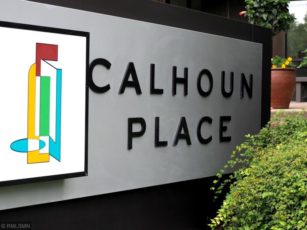 Property Photo:  3131 Excelsior Boulevard 410  MN 55416 