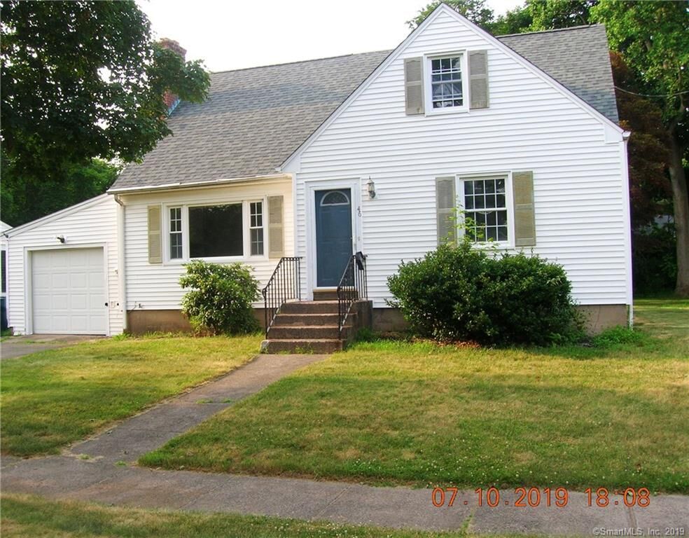 Property Photo:  46 Austen Road  CT 06518 