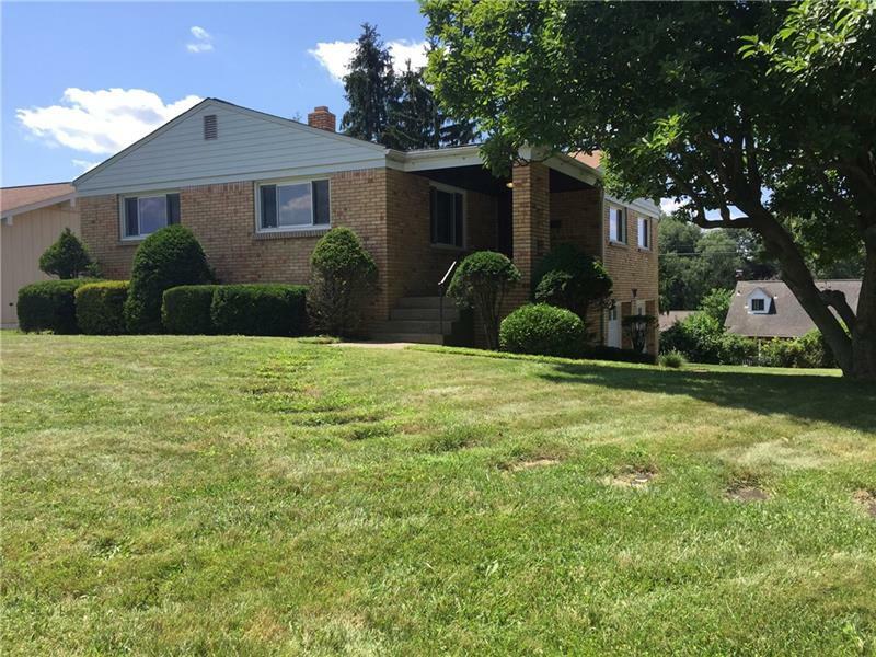 Property Photo:  70 Robinhood Rd  PA 15220 