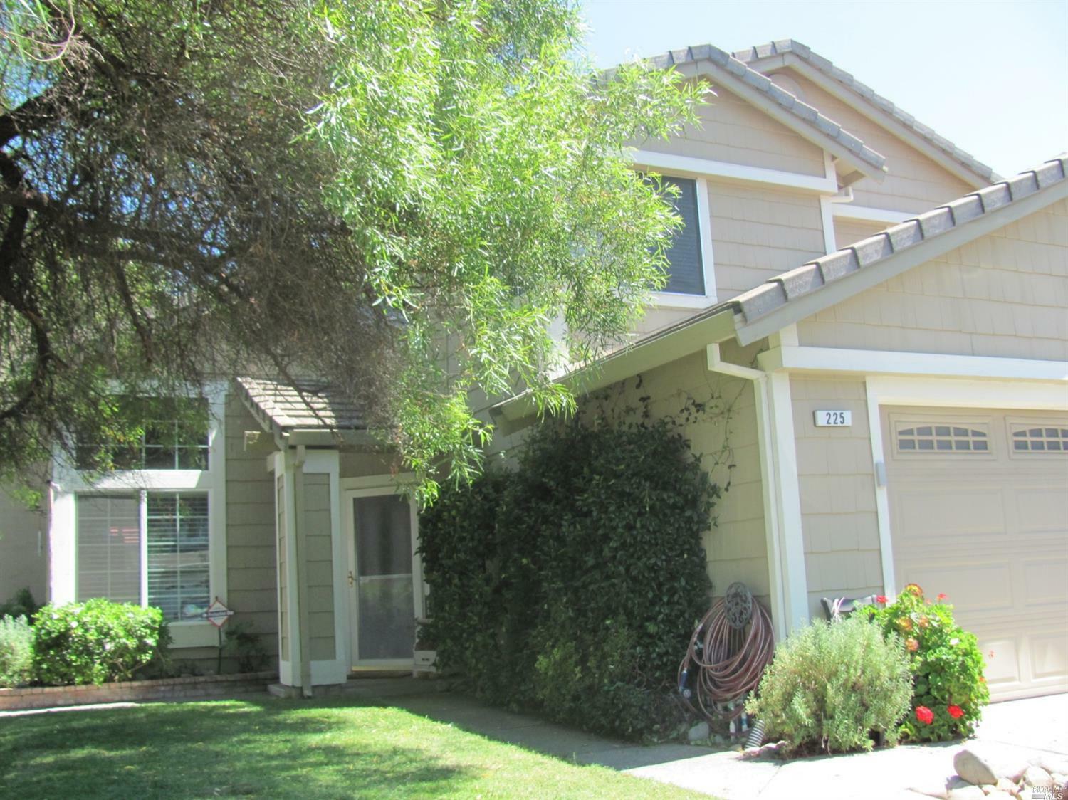 225 Putnam Court  Vacaville CA 95687 photo