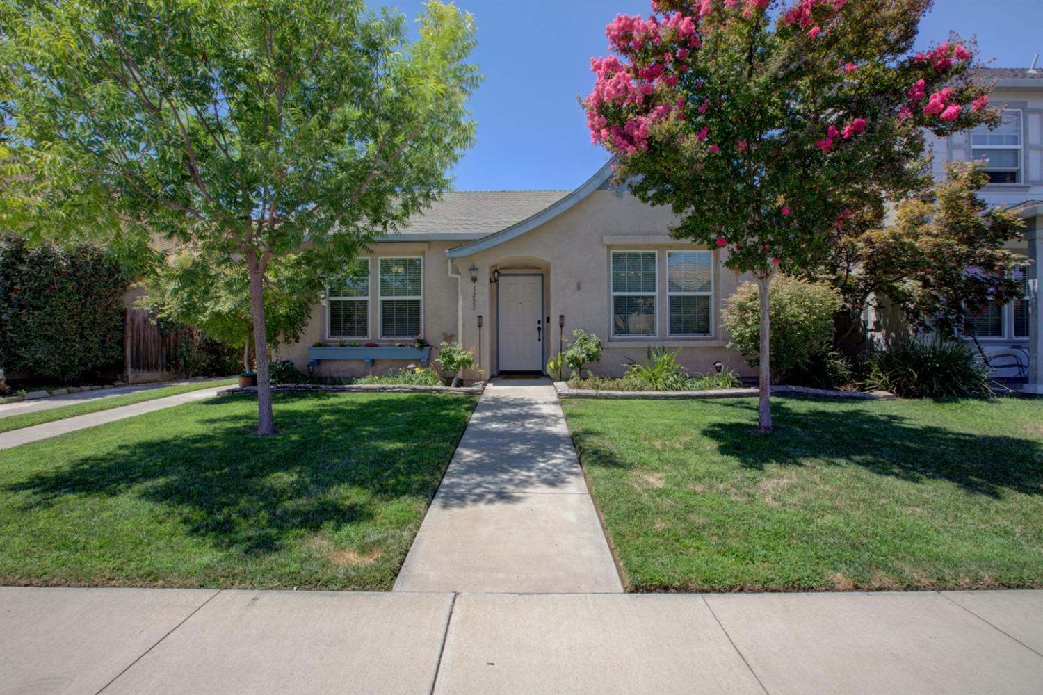 Property Photo:  1253 Syracuse Lane  CA 95336 