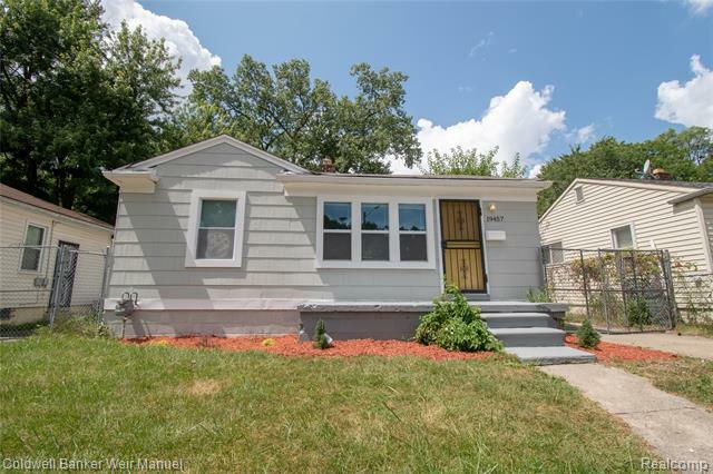 Property Photo:  19457 Gilchrist Street  MI 48235 